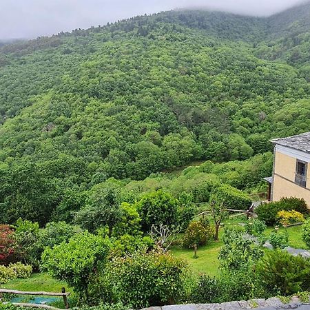 Apartamentos Rurales El Bosque De Las Vinas Boal Kültér fotó